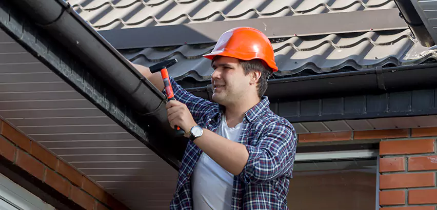 Gutter Fascia Repair in Wheeling