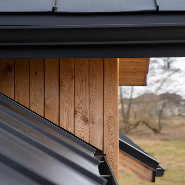 Why Wheeling Roofing Contractors Is the Trusted Choice in Wheeling, IL?