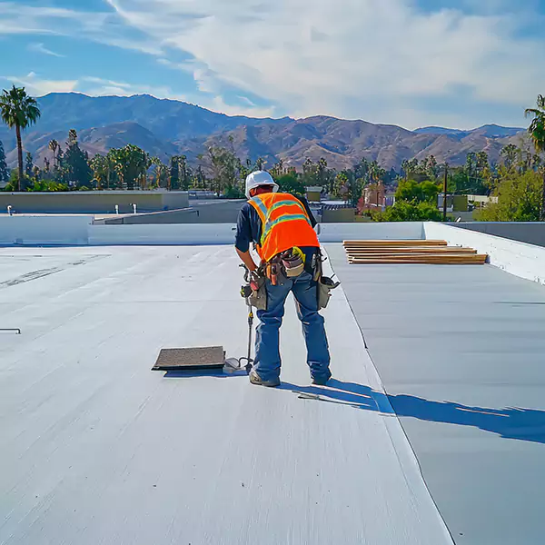 Why Wheeling Roofing Contractors Is the Flat Roofing Choice in Wheeling, IL?
