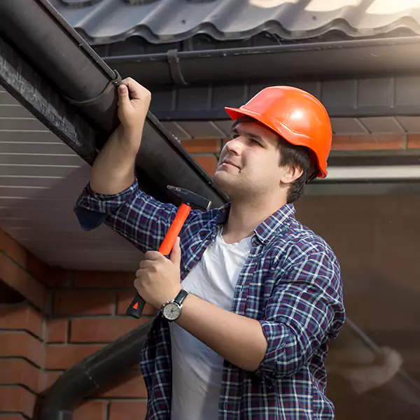 Why Wheeling Homeowners Choose Wheeling Roofing Contractors for Gutter Installation?