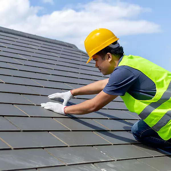 Why Wheeling Homeowners Choose Wheeling Roofing Contractors for Standing Seam Metal Roofing Service?